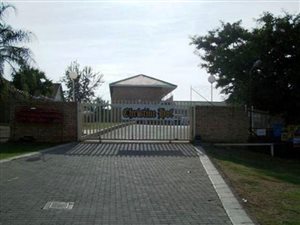 2 Bed Apartment in Elandsrand