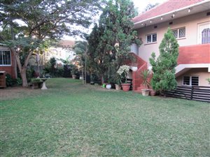 3 Bed Apartment in Essenwood