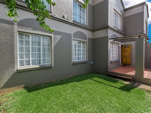 Townhouse in Roodekrans