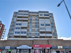 2 Bed Apartment in Strand Central