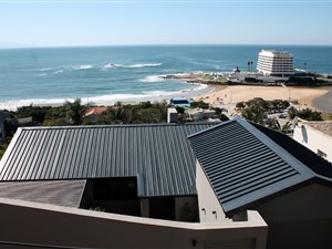 1 Bed House in Signal Hill