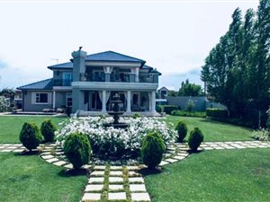 3 Bed House in Helderwyk Estate