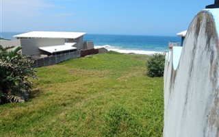 1026 m² Land available in Compensation Beach