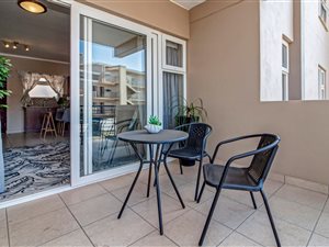 2 Bed Apartment in Bellairspark