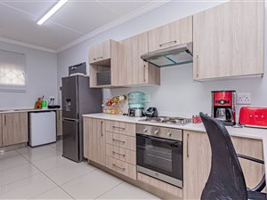 2 Bed Apartment in Halfway House