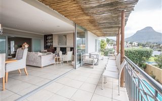 5 Bedroom House in Higgovale