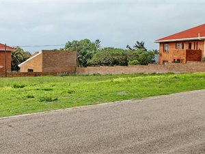800 m² Land available in Hartenbos Heuwels