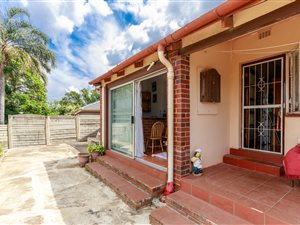 4 Bed House in Park Hill
