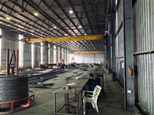 9397 m² Industrial space in Vulcania