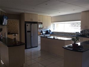 3 Bed House in Three Rivers East