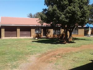 3 Bedroom House in Meyerton Park