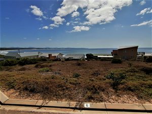 564 m² Land available in Vlees Bay