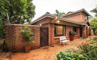 4 Bedroom Townhouse in Kloof