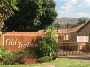 2 Bedroom Cluster in Strubens Valley