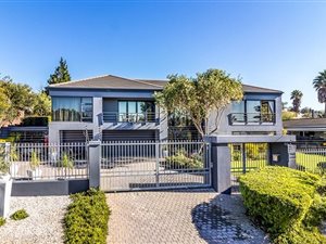 5 Bed House in Vergesig