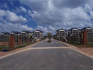 2 Bed Apartment in Waterfall Estate