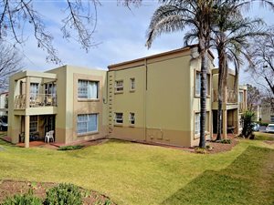 2 Bed Apartment in Rembrandt Park