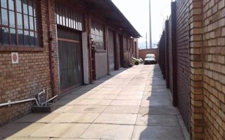 1200 m² Industrial space in Despatch