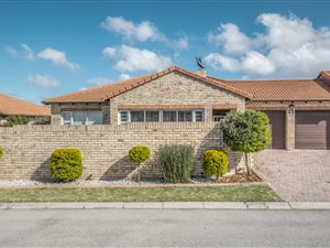 3 Bed Townhouse in Lorraine