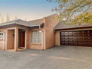 3 Bed Townhouse in Wierda Crest Estate