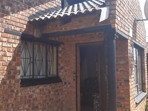 3 Bed House in Blomanda