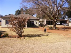 2.6 ha Farm in Zesfontein AH