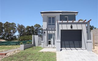 3 Bedroom House in Langeberg Heights