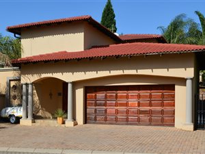3 Bed House in Blue Gill