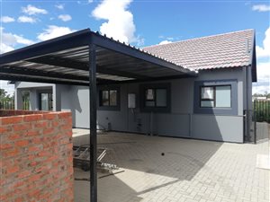 3 Bed House in Bloemspruit