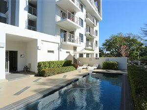 1 Bedroom Apartment in Rosebank