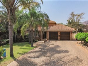 4 Bed House in Eldoglen