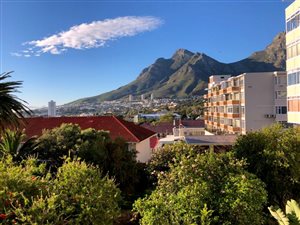 2 Bed Flat in Gardens