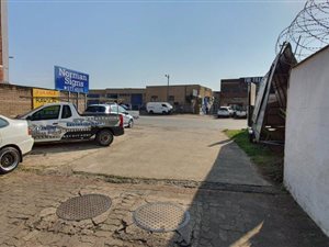 146 m² Commercial space in Springfield