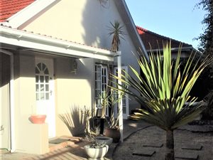 4 Bed House in Plumstead