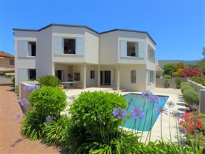 4 Bed House in Leisure Isle