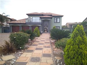 4 Bed House in Helderwyk Estate