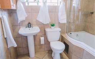 3 Bedroom House in Amandasig