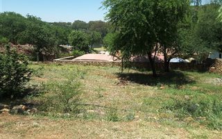 570 m² Land available in Vaaloewer