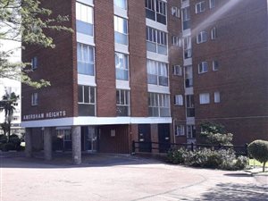 2 Bed Apartment in Pinetown Central