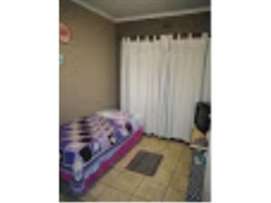 3 Bed Townhouse in Southcrest
