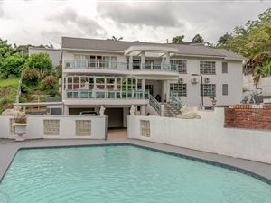 7 Bed House in Avoca