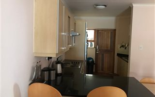3 Bedroom Simplex in Beacon Bay