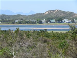 7.6 ha Farm in Goose Valley