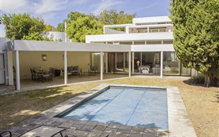 4 Bedroom House in Kenilworth