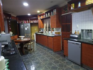5 Bed House in Suiderberg