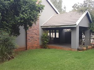 5 Bed House in Larrendale