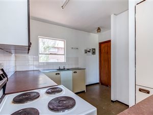 2 Bed Apartment in Vereeniging Central