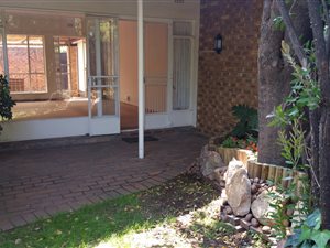 1 Bed Garden Cottage in Parkhill Gardens