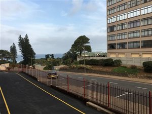 2 Bed Apartment in Doonside