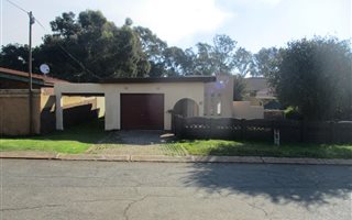 3 Bedroom House in Roodepoort Central